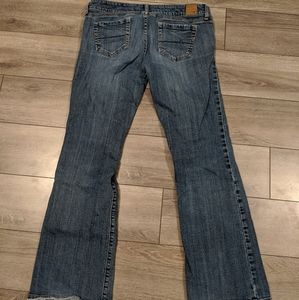 AE Favorite Boyfriend Jeans Size 8